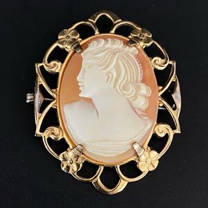 Elegant 14K Gold Filled Cameo Brooch